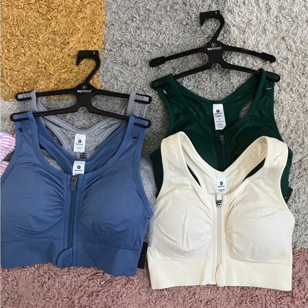 90 Degree By Reflex Zippered Cream and Dark Green Sports Bra
